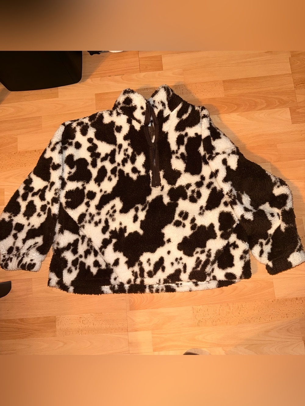 Women’s Cow-Print Sherpa Jacket - Black & White